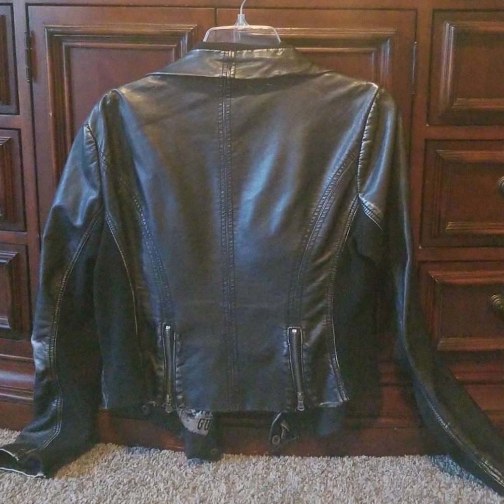 Jacket - Picture 3 of 3